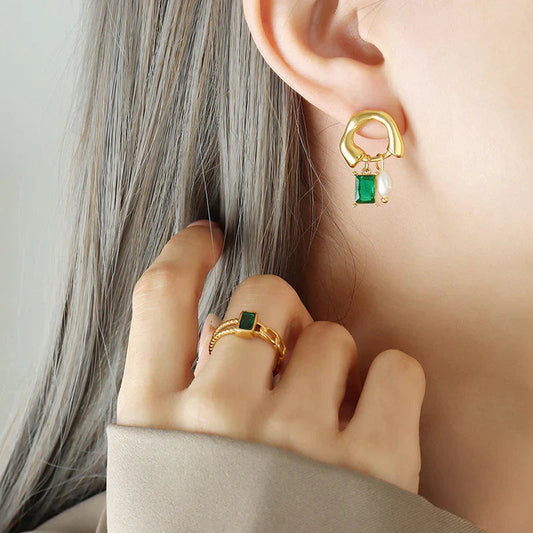 Amos Earrings with Pearl Detail