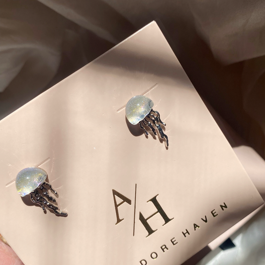 Glossy Sea Studs